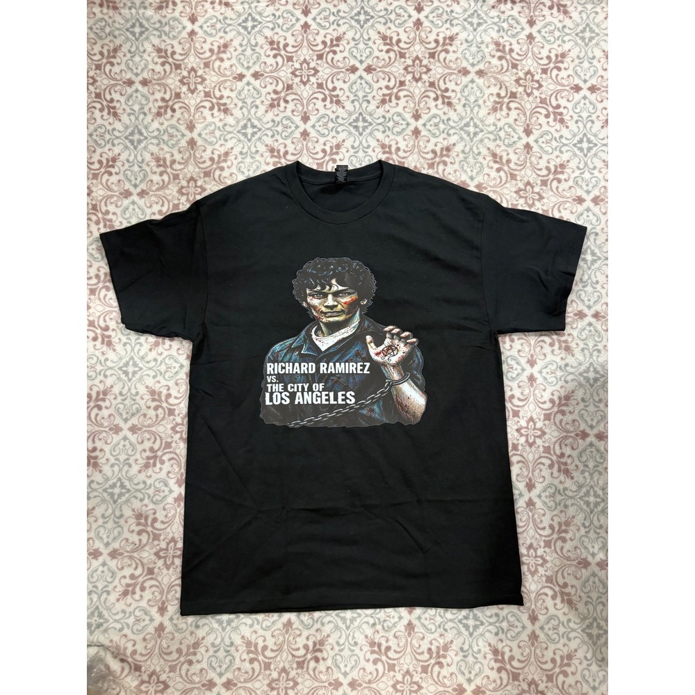 Gildan Richard Ramirez vs The City of Los Angeles Graphic T-Shirt Black Large